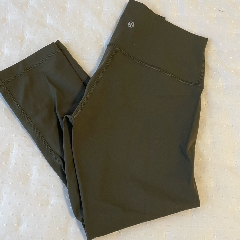 Lululemon Wunder Under Cropped